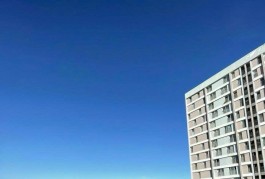 Gấp - Bán căn hộ trung tâm Q2, giá 1,850 tỷ nhà đẹp 2PN 60m2. view hồ bơi, tầng đẹp.