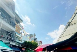 MẶT TIỀN HẺM - NGAY CHỢ BÌNH LONG - NGUYỄN SƠN - 156M2 - NGANG XỊN GẦN 9M - GIÁP TÂN PHÚ - KHU VỰC KINH DOANH ĐỈNH - KHU CHỢ BUÔN BÁN SẦM UẤT TẤP NẬP