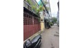 Bán Nhà Bà Hom, Phường 13, Quận 6. DT 40.3m2 x 2 tầng (4.5 x 9.2). Nở Hậu .
Giá 5.6 Tỷ TL.