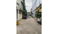 HẺM XE HƠI, DƯƠNG BÁ TRẠC, PHƯỜNG 1, QUẬN 8, DT 68 M2 4X17 CHỈ NHỈNH 6.8 TỶ