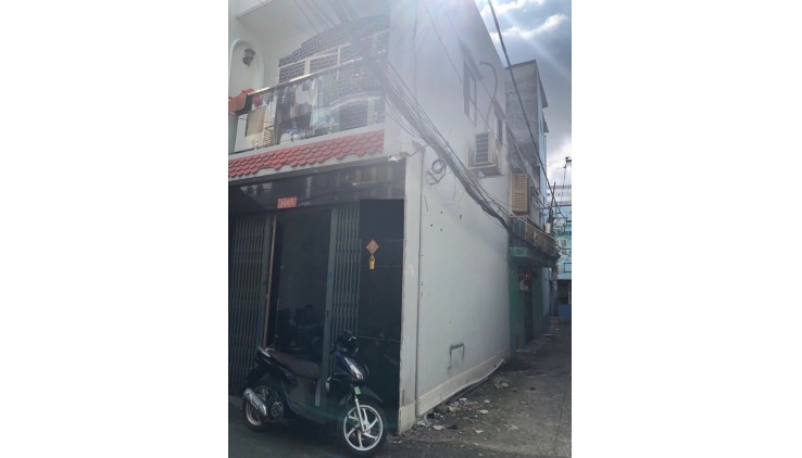Bán Nhà Phùng Tá Chu, An Lạc A, Bình Tân.DT 60m2 x 2 tầng (3.5 x 18).
Giá 5.55 tỷ TL .