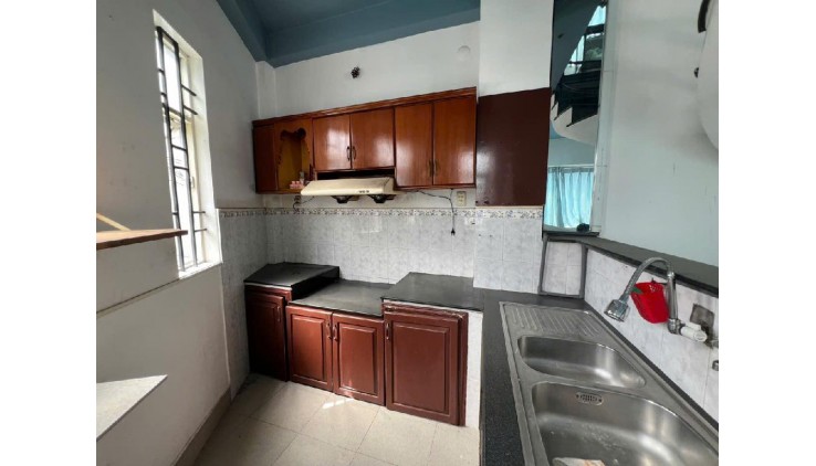 Bán Nhà Nguyễn Văn Luông, Phường 12, Quận 6. DT 52m2 x 4 tầng (5.4 x 13.5).Giá 6.9 tỷ TL.