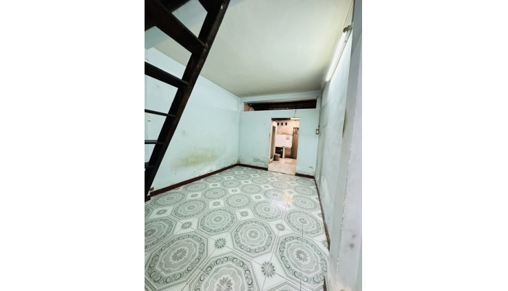 Bán Nhà Đường Thái Phiên, Phường 2, Quận 11. DT 56m2 x 2 tầng (3.4 x 17.4).
Giá 6.35 tỷ TL.
