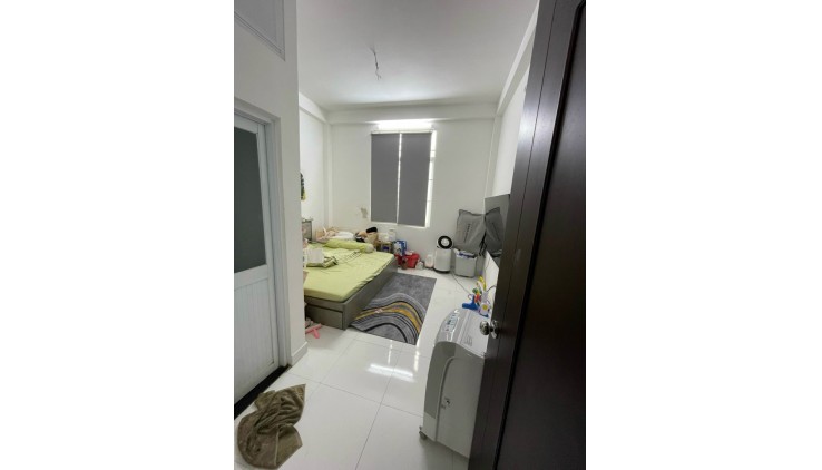 Bán Nhà Nguyễn Quý Yêm, Phường An Lạc, Quận Bình Tân. DT 40m2 x 4 tầng (4 x 10). Giá 4.9 tỷ TL.