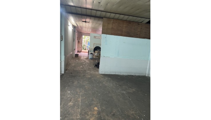 Bán Đất Tặng Nhà Hồ Học Lãm, Phường An Lạc, Bình Tân. DT 89m2 x 1 tầng (4.2 x 22).
Giá 4.1 tỷ TL.