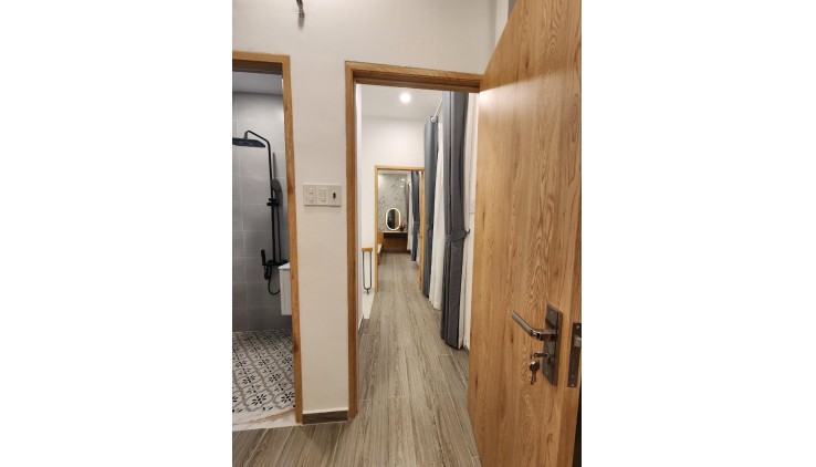Bán Nhà Nguyễn Quý Yêm, P. An Lạc. Bình Tân. DT 67.3m2 x 4 tầng (4 x 17.2).
Giá 5.6 tỷ TL.