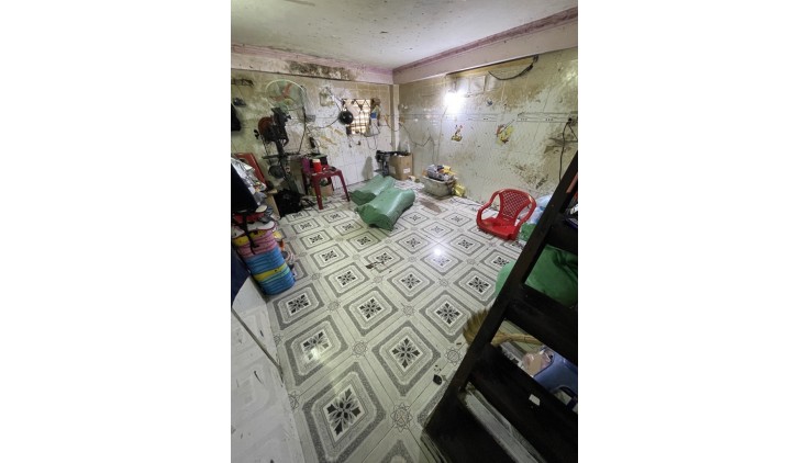 Bán Nhà Bến Phú Lâm, Phường 9, Quận 6. DT 50m2 x 3 tầng (5.3 x 8).
Giá 5.1 tỷ TL.