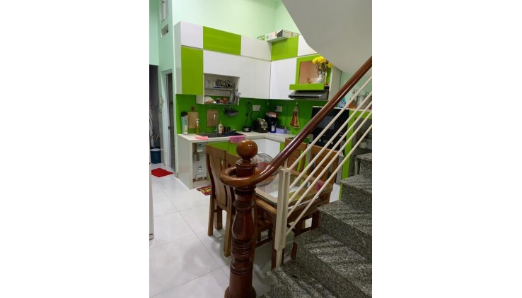 NHÀ CHÍNH CHỦ QUẬN 10 ĐƯỜNG HẺM 666 3/2 - HẺM XE HƠI CÁCH 5m - 15m ra đường 3/2 NHÀ GẦN CHUNG CƯ XI GRAND