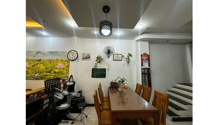 BánĐất Tặngnhà trệt 2lầu đường26tháng3 P17 Gòvấp 4x12 N.Hậu4.1m Giá4tỷ6