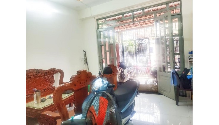 Bán nhà 2Tầng Đường 48 P.Hiệp Bình Chánh Q.Thủ Đức DT 68m2 chỉ 3,1Tỷ