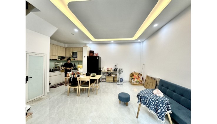 N43- Nhà Bán  4 TẦNG 4PN - Nguyễn Thị Huỳnh - 40m2 - Hẻm 3m -  NGANG To - 6 tỷ 5