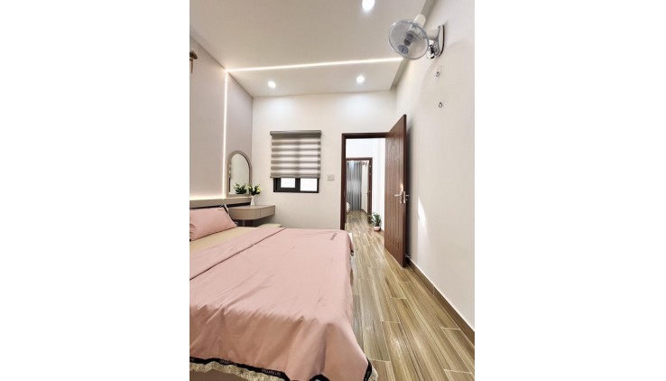 Bán nhà HXH Huỳnh Văn Nghệ, Phường 15, Tân Bình, 47m2 (3.2 x 14) x 2 tầng, Chỉ 4.83 tỷ TL