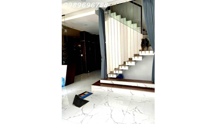 Biệt thự thang máy 6 tầng có Hầm để xe, hẻm 1/ hẻm xe tài Nguyễn Văn Đậu Bình Thạnh rẻ hơn thị trường 1 tỉ giá chỉ 10.8 tỉ