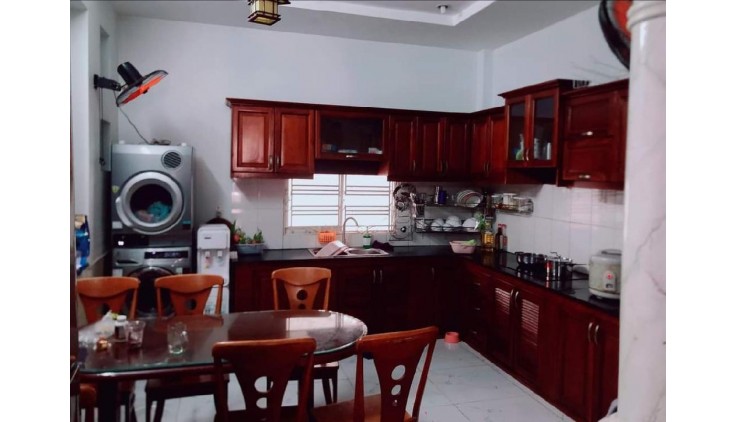 Nhà đường 6m, 1979 Huỳnh Tấn Phát, Thị Trấn Nhà Bè, 4m x 18.5m, 4 tầng, chỉ 6.2 tỉ