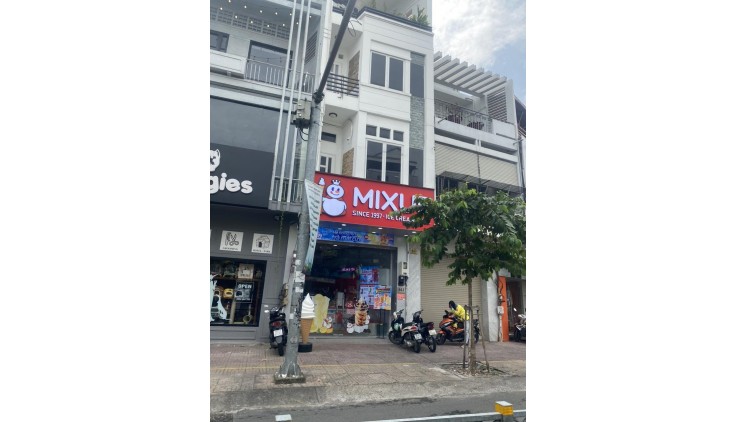 **Chỉ 7.2TỶ TL trực tiếp Chính Chủ-HXH-Ôtô Đỗ Cửa Nguyễn Tri Phương,4TẦNG 4PN