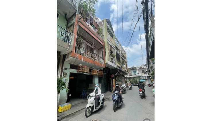 MTKD Võ Thành Trang, Phường 11 - Khu Bàu Cát - Tân Bình. Nhà 72m2, 3 Tầng, chỉ 10.5 tỷ