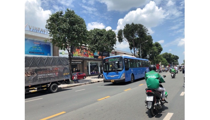 Giá RẺ tìm đâu ra MTKD Quang Trung 140m2 ngang 5.5m 3 lầu ngay VINCOM KD đa ngành 18 tỷ.