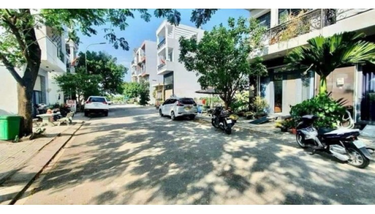 NHÀ NGAY MT Hà Thị Khéo - ĐI BỘ RA COOP MART TRUNG CHÁNH. Giá chỉ 3,79 tỷ.
