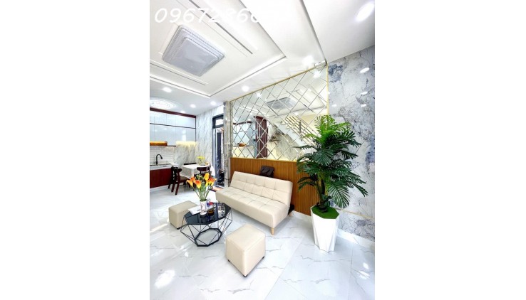 Bán nhà Nguyễn Văn Khối, 4x9m, full nội thất cao cấp, giá nhỉnh 3.x tỷ