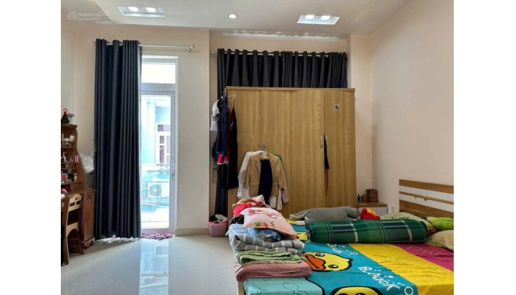 Mặt tiền B1(15m) – Tây Thạnh, DT 5x16m, đúc 3  tấm. 8 tỷ