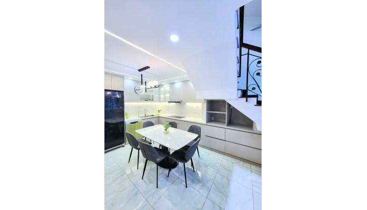 Bán Nhà Phố Full nội thất cao cấp Tại Đường Phạm Văn Chiêu, Gò Vấp, TPHCM