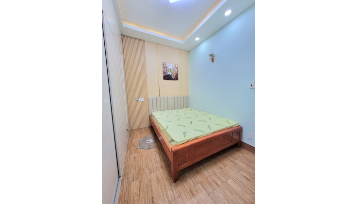 Bán Nhà Phố Full nội thất cao cấp Tại Đường Phạm Văn Chiêu, Gò Vấp, TPHCM