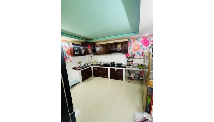 Bán nhà HXH Quốc Lộ 1A, Bình Hưng Hoà A, Bình Tân, DT 70.2m2 - 4×17.6 - 4 tầng, 5.89 Tỷ