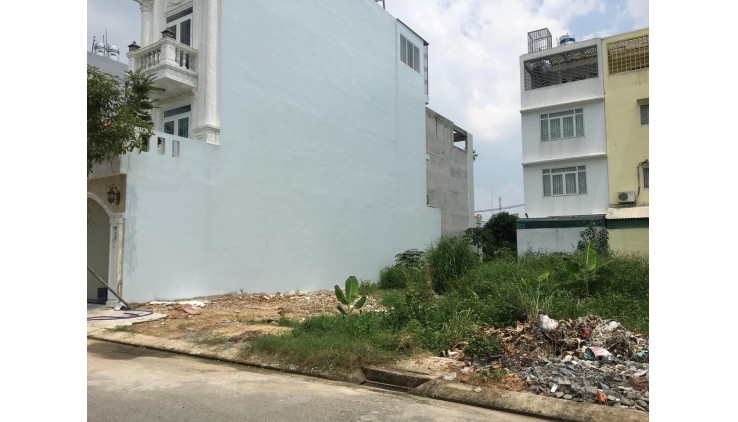 Bán lô đất đối diện công viên sau lưng chợ đầu mới thủ đức, gần ngã tư bình phước