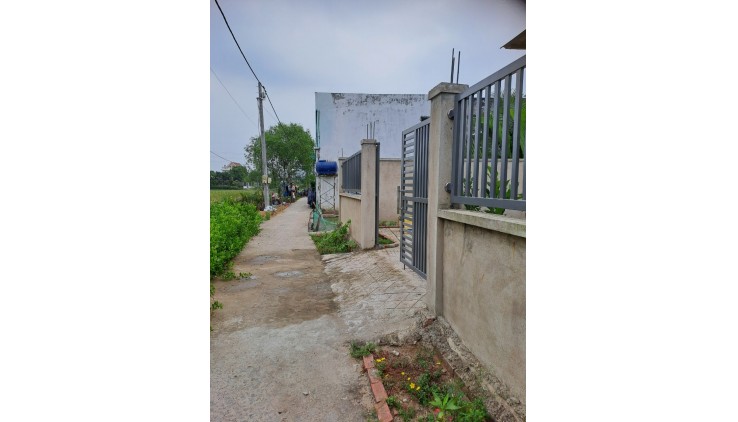 CHỦ NHÀ CẦN BÁN GẤP Nhà Bình Khánh DTSD 230,3m2 - 2PN NHÌNH HƠN 3 TỶ.