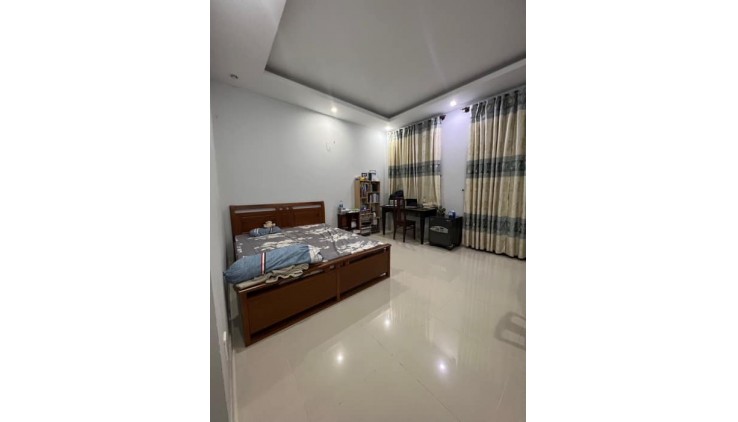 Giảm 2 Tỷ, Bán Nhanh Nhà Hẻm Ô Tô, Dương Quảng Hàm, Phường 5 Gò Vấp