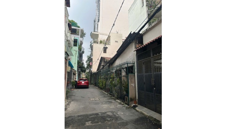 Bán nhà chính chủ tại trung tâm Quận 3 tại Đường Nguyễn Thiện Thuật, Phường 2, Quận 3, Tp Hồ Chí Minh, Giá là 11 tỷ