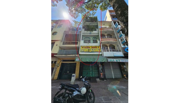 Chính chủ bán nhà mặt tiền Đường Tạ Uyên, Phường 4, Quận 11, Tp HCM, Giá là 29.99 tỷ