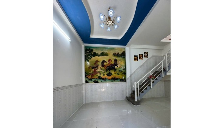 Bán nhà HXH Bông Sao Q.8 - 41 M2 - 2 tầng - Giá 3.69 tỷ