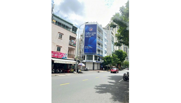 QUẬN 10, SIÊU KHAN HIÊM - DUY NHẤT CUNG ĐƯỜNG CHỈ 1 CĂN NÀY BÁN - NGANG 11m
