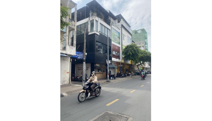 **Chỉ 7.2TỶ TL trực tiếp Chính Chủ-HXH-Ôtô Đỗ Cửa Nguyễn Tri Phương,4TẦNG 4PN