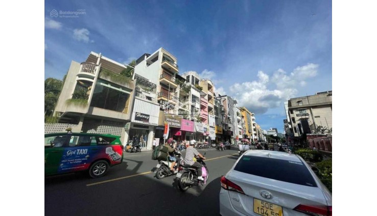 Bán nhà Trần Hưng Đạo DT: 4.3*20.8m-KC: 6 tầng thang máy-8 phòng master-HĐT: 90tr/tháng-giá 32.4 tỷ