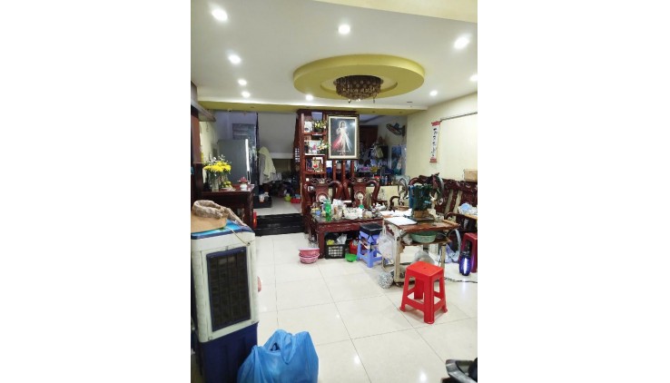 Bán nhà Đường D9, Tây Thạnh, Tân Phú, DT 72m2 (5.3 x 11) x 3 tầng, 
Chỉ 4.76 tỷ TL