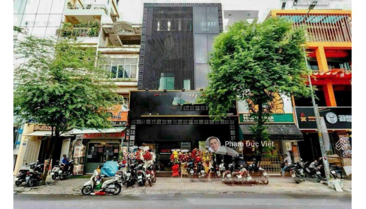 Bán gấp rất gấp mặt tiền Bùi Viện Quận 1 8m x 21m HĐ thuê: 250 triệu/th giá: 52 tỷ