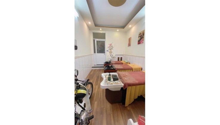 Bán nhà HXT Trường Chinh, Phường 15, Tân Bình, 53m2, 3 tầng, Chỉ 5.82 tỷ TL giá cũ 6.8tỷ