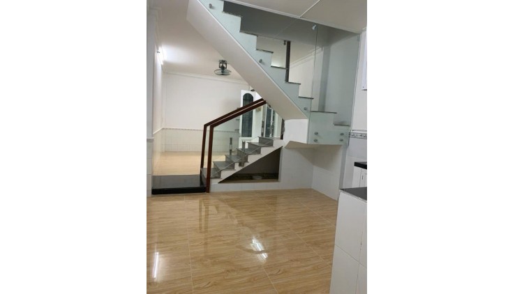 Bán nhà Nguyễn Phúc Chu, Phường 15, Tân Bình, 30m2, 2 tầng, Chỉ 2.95 tỷ TL giá cũ 3.2 tỷ