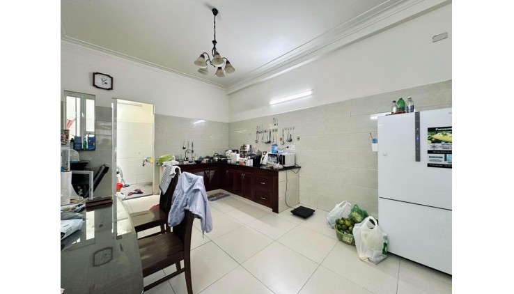 N38- Nhà Bán Hẻm 48/ TRƯỜNG SA P17 - 3 TẦNG BTCT - 90M2 - ngang 4m6 - 10.2 TỶ.