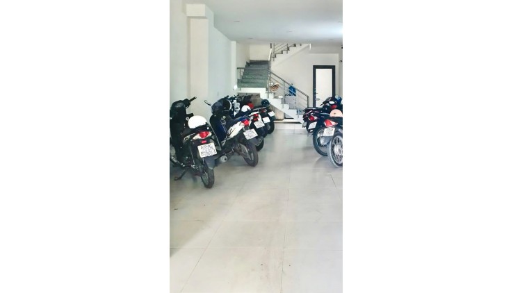 Bán nhà Tùng Thiện Vương, phường 13, Quận 8, 28m2 chỉ 3.73 tỷ