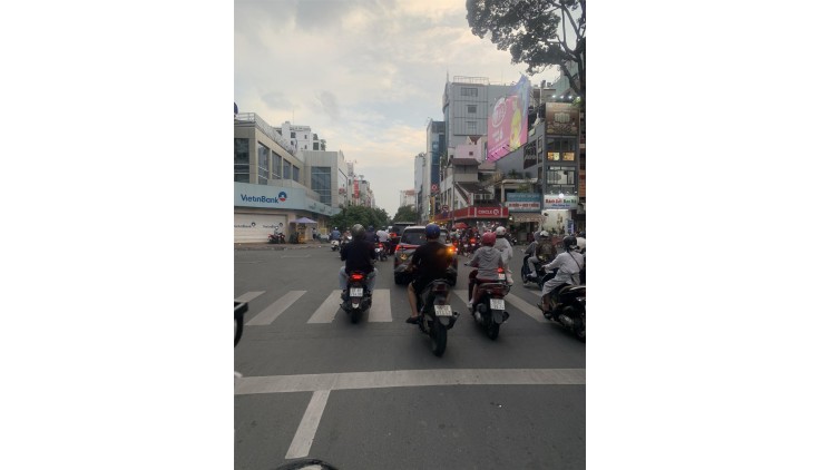 **Chỉ 7.2TỶ TL trực tiếp Chính Chủ-HXH-Ôtô Đỗ Cửa Nguyễn Tri Phương,4TẦNG 4PN