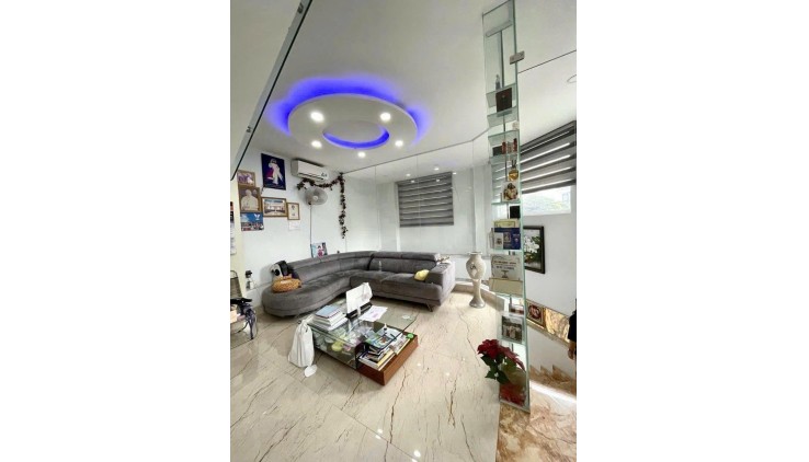 +Quận 5-Bán Nhà  HXH đổ cửa Phước Hưng– Nguyễn Trãi 72m 4Tấm 5PN –Nhỉnh 13Tỷ