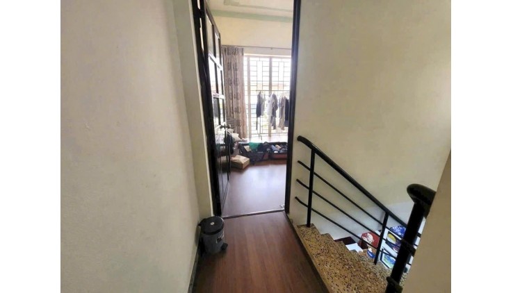 - Giáp Quận 10-Bán Nhà Đẹp 2mặt hẻm 3.5*13 ổ A4,Hẻm 3Gác Thông 10m Ra Đường Ôtô,Hơn 4Tỷ
