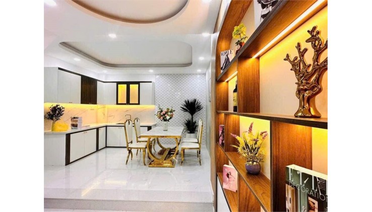 Nhà mới 4 Tầng, TK Tân Cổ Điển, Đường Số 2, Phường 3, Gần Sân Bay, chỉ 7 tỷ