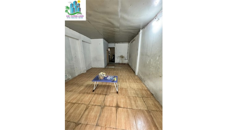 Nhà riêng 4x17m, đường Nguyễn Sỹ Sách, Phường 15, Tân Bình, ngay chợ Tân Trụ. Chỉ 4.5 tỷ