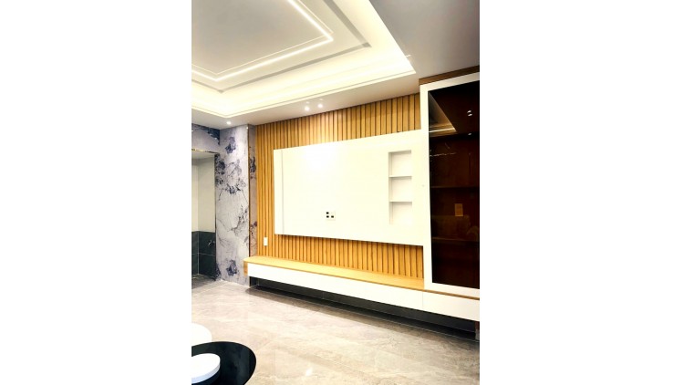 Bán nhà đường 3/2 Quận 10, 62m2 Hẻm Xe hơi chỉ 7.55 tỷ.