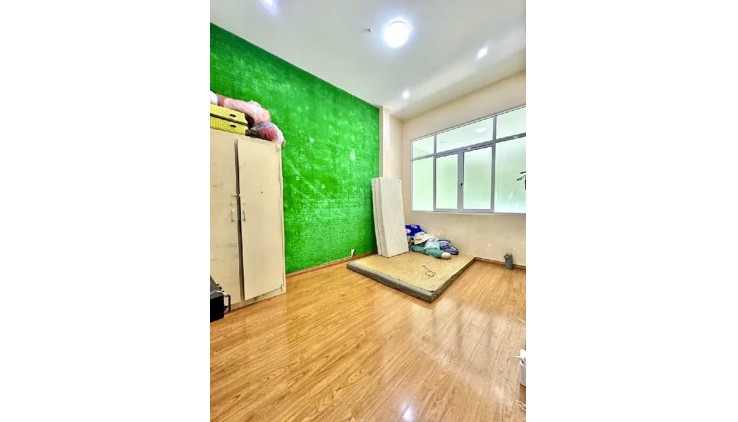 BÁN NHÀ HẺM NGUYỄN THỊ THẬP, P.BÌNH THUẬN, Q.7, CHỈ 4,4 TỶ.