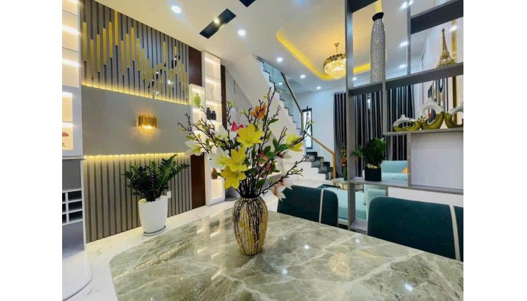 Nhà 1/ Trần Bình Trọng,P.5,140m2 sd , dòng tiền 420 tr năm